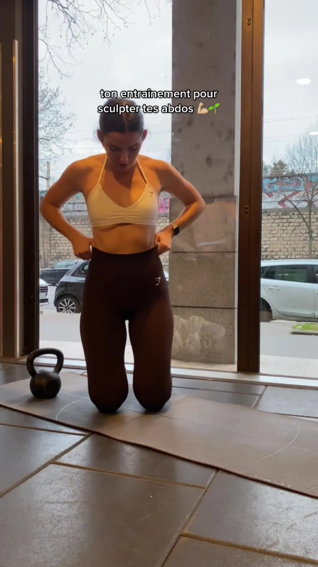 @elisavocado 1min30 - 2min de récupération entre chaque série (vous
