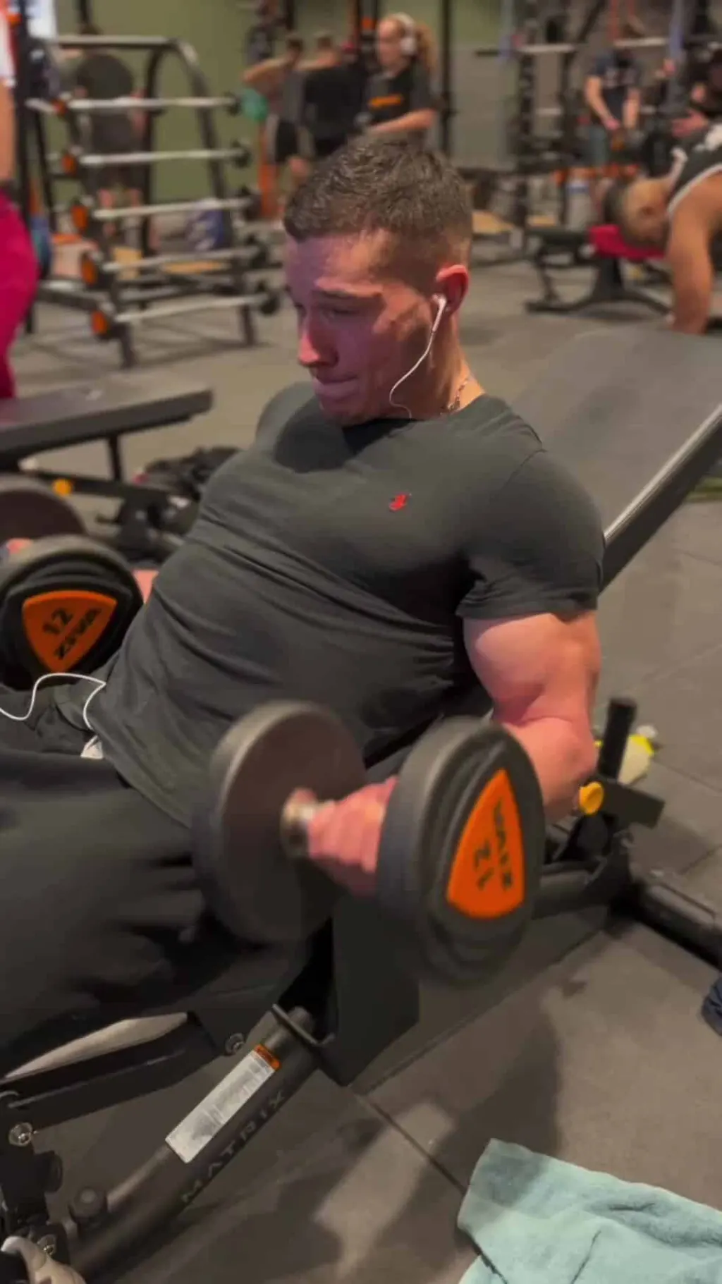 @theoo.lrt Séance full body #exercicebiceps #seancebiceps
