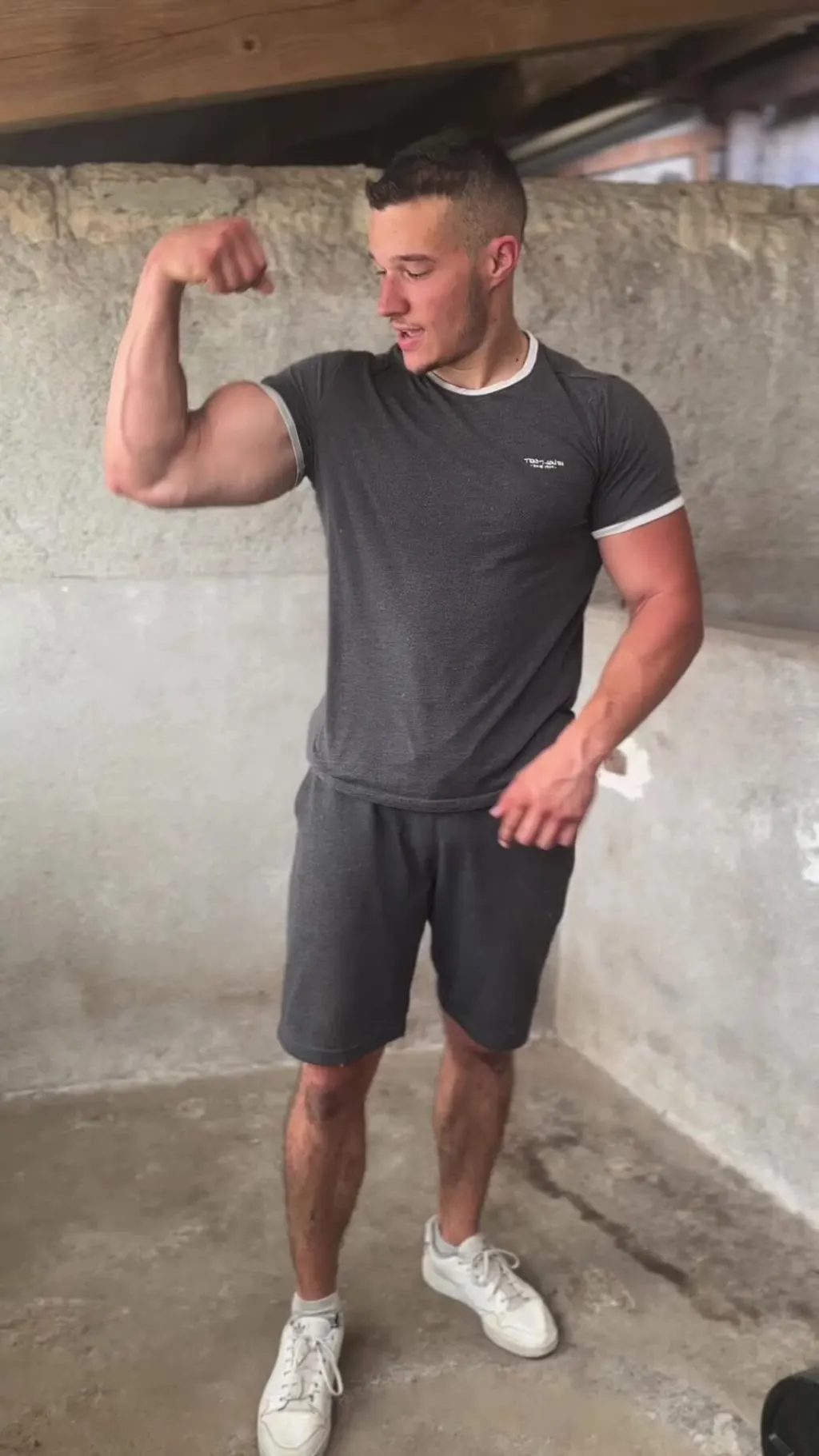 @theoo.lrt Tu vas rigoler écoute la video #exercicebiceps